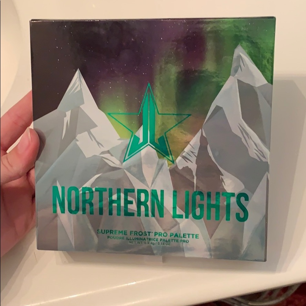 Jeffree star northern lights palette
